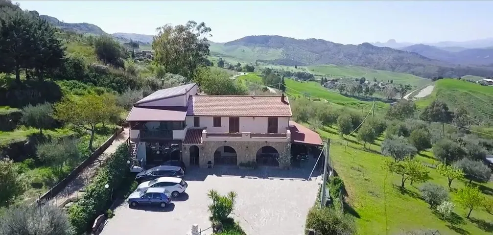 Bed and breakfast per 2 persone, con giardino e panorama nonché piscina, con animali domestici - 1