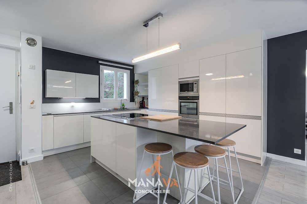 La Villa Bora, 14 pers, 10min Disneyland Paris in Saint-Germain-sur-Morin, Seine-et-Marne