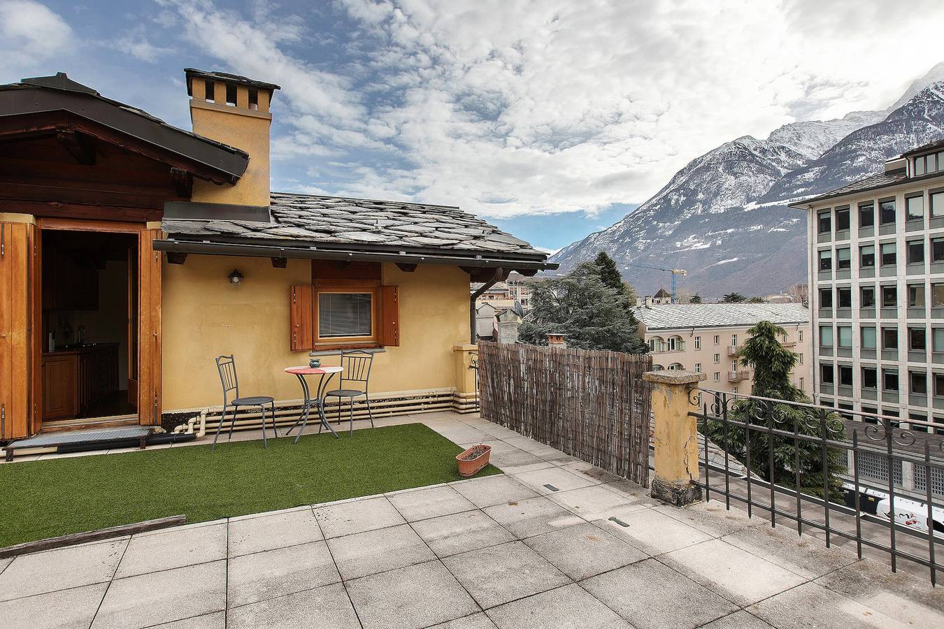 Appartamento intero, La Mansardina – Accogliente Appartamento nel Cuore di Aosta in Aosta, Alpi Pennine