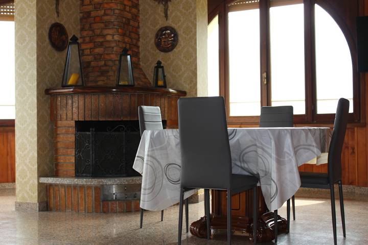 Ferienhaus für 4 Personen, mit Garten und Balkon sowie Seeblick, mit Haustier in Tignale - 4