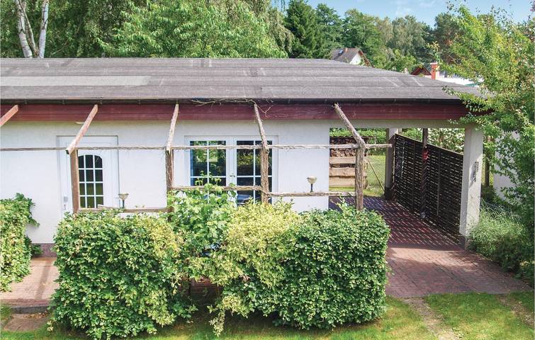 Ferienhaus für 4 Personen, mit Garten und Terrasse in Trassenheide