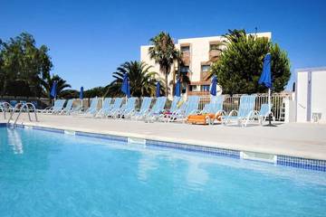 Gîte pour 5 personnes, avec piscine dans Plage de l'Argentière