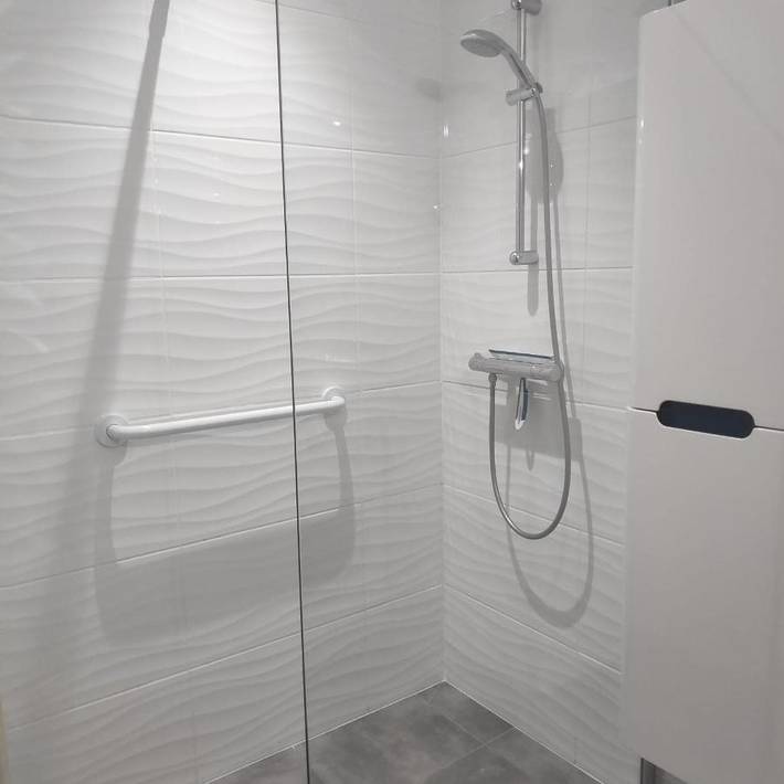 Gîte pour 4 personnes, avec vue et jardin à Solliès-Pont - 2