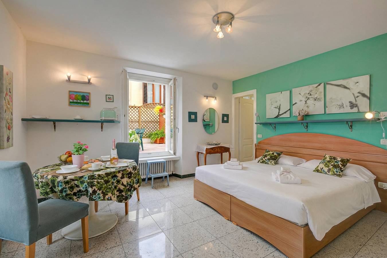 Acogedor hotel-apartamento cerca de la playa, el río y diversos restaurantes in Torbole, Nago-Torbole