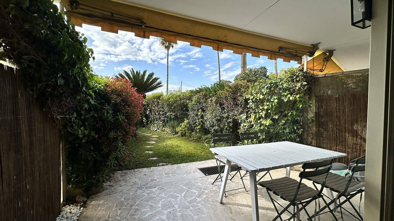 Appartement entier, Appartement de vacances pour 4 personnes avec jardin in Cannes, Région de Cannes