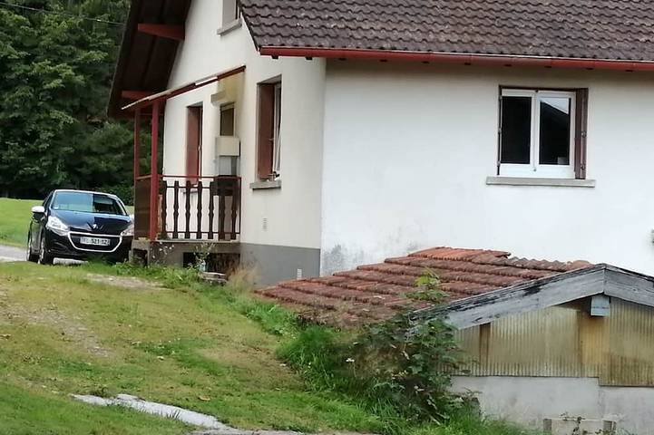 Gîte pour 3 personnes, avec Jardin à Cleurie