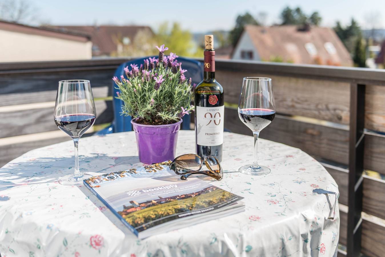 Ganze Wohnung, Gemütliche Ferienwohnung "Ferienwohnung Borrs" in Zentrumsnähe mit Wlan & Balkon in Überlingen, Region Bodensee-Oberschwaben