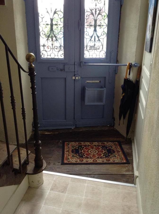 Gîte pour 2 personnes, avec vue, animaux acceptés à Bort-les-Orgues - 2