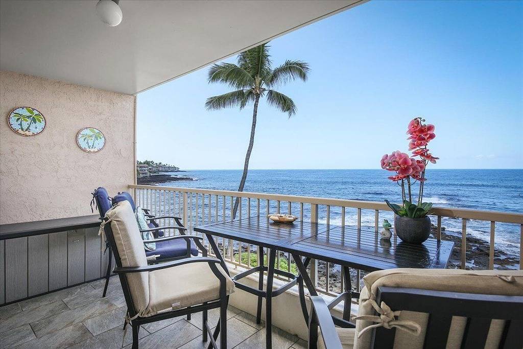 Ganze Wohnung, Kona Reef - True Oceanfront Condo in Kailua-Kona, South Kona