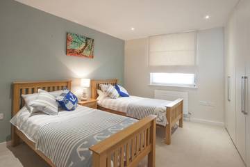 Apartment for 4 People in Westward Ho, Devon, Photo 1