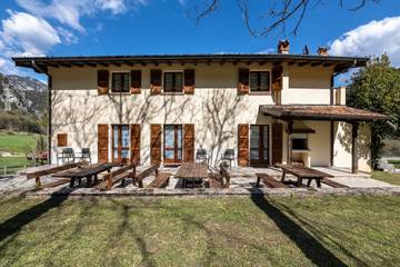 Agriturismo per 4 Persone in Tremosine, Prealpi Gardesane, Foto 2