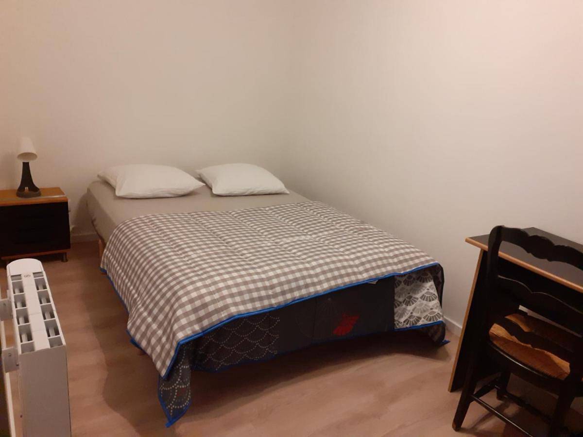 Appartement entier, Two-Bedroom Apartment in Déville-lès-Rouen, Région de Rouen