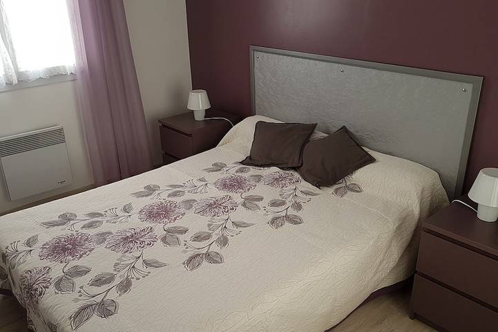 Location de vacances pour 6 personnes, avec jardin à Médis - 2