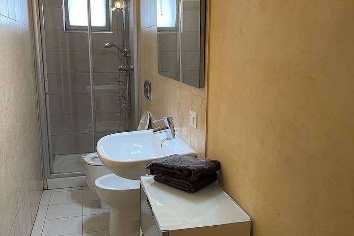 Ganze Wohnung, Spacious and cozy apartment in historic center in Mantua, Mantua Provinz