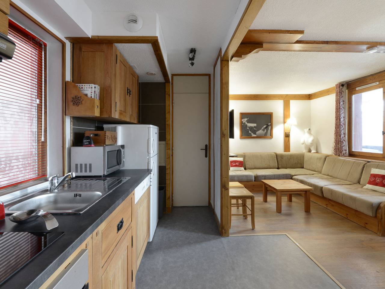 Appartement entier, Appartement rénové proche station avec balcons et vue, 3 ch, 10 pers in La Plagne, Bellentre
