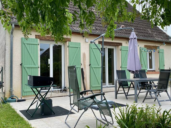 Location de vacances pour 6 personnes, avec jardin à Saint-Georges-sur-Baulche