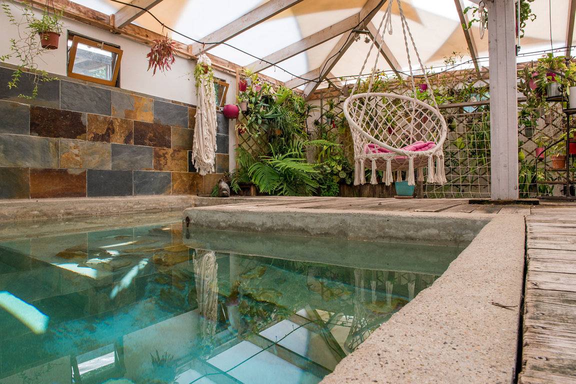 Chalet Les Fées - Bois Cailloux avec Spa in Saint-Remèze, Privas