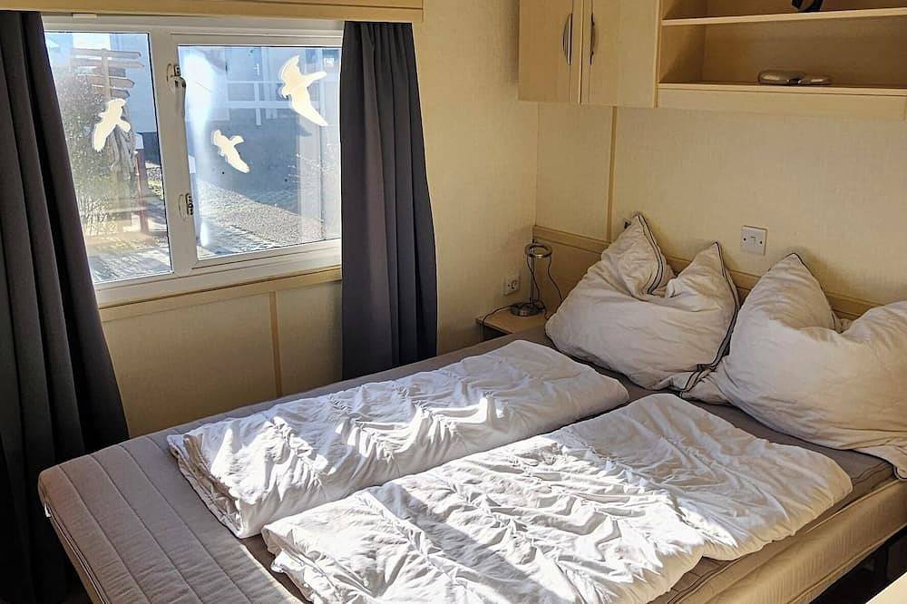 Comfort chalet in Renesse at the 5* Beach & Camping Resort Julianahoeve in Plage de Renesse, Renesse
