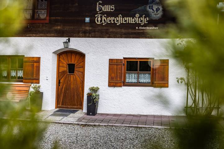 Ferienwohnung für 2 Personen, mit Terrasse und Garten, kinderfreundlich in Schönau am Königssee - 2