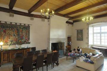 Château pour 6 Personnes dans Saint-Bonnet-le-Chastel, Puy-de-Dôme, Photo 2