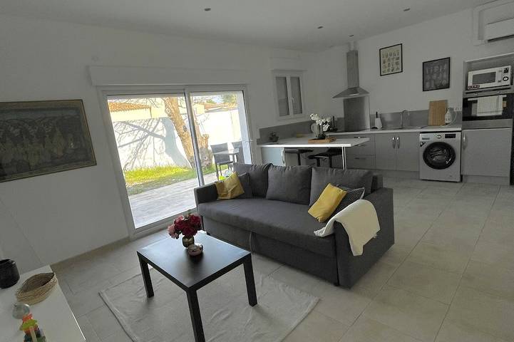 Gîte pour 4 personnes à Villetelle