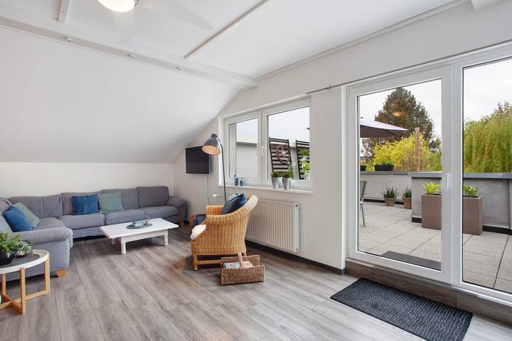 Geheel appartement, Appartement 'Ferienwohnung Pöttner' met Balkon en Wifi in Warburg, Kreis Höxter