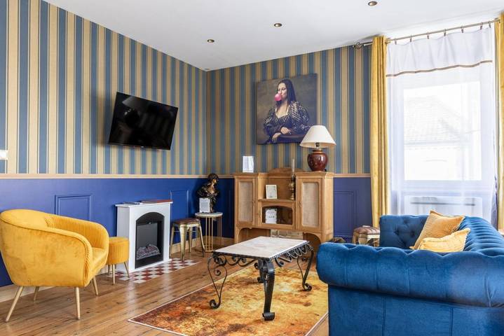 Gîte pour 4 personnes, avec jacuzzi et sauna à La Sentinelle