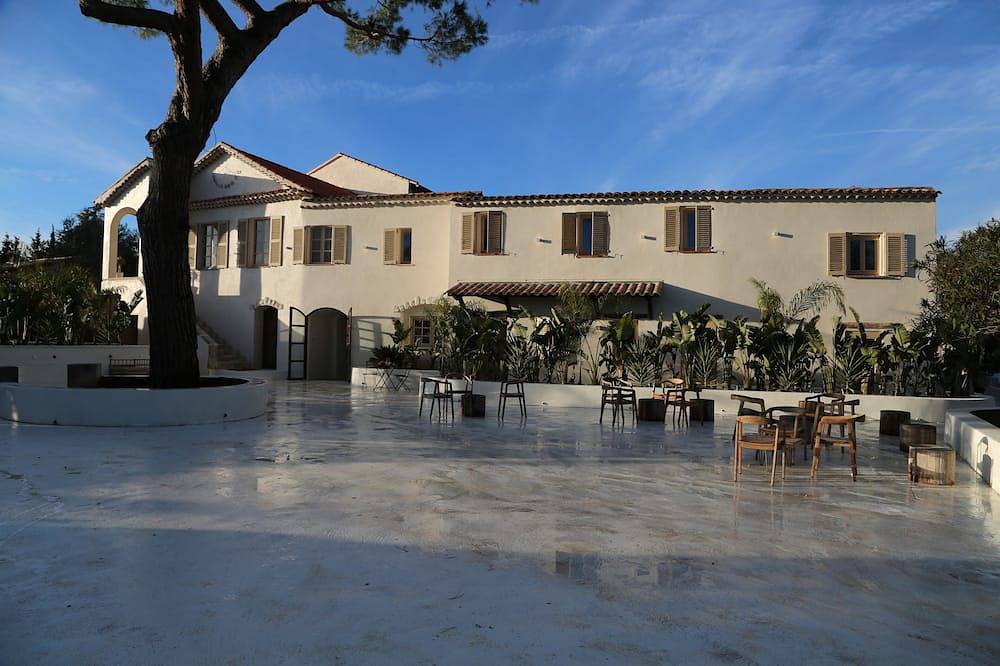 Studio Lagon in Biot, Cannes region