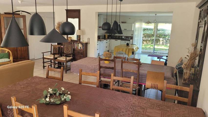 Location de vacances pour 24 personnes, avec Terrasse ainsi que Jardin et Vue à Saint-Nolff - 4