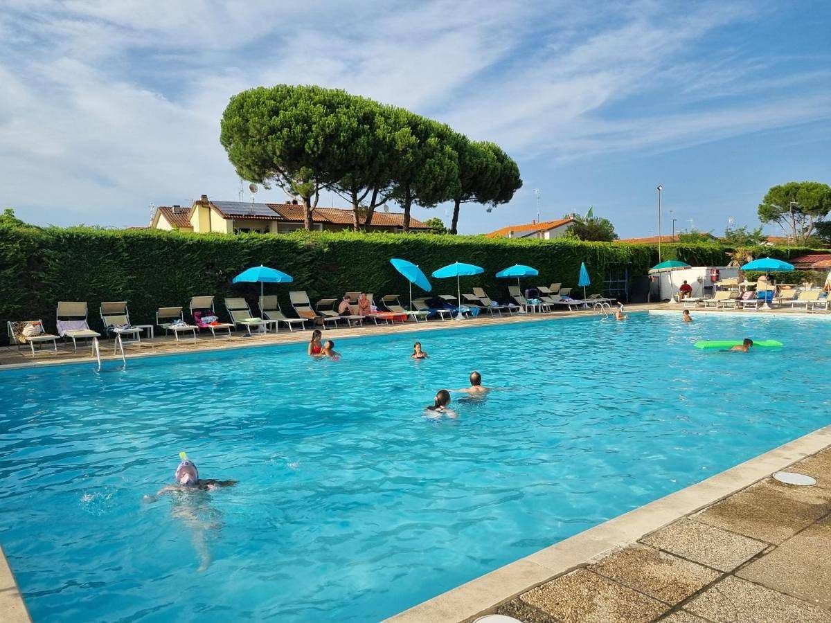 Appartamento intero, Mobile Home Emma in Lido di Dante, Provincia di Ravenna