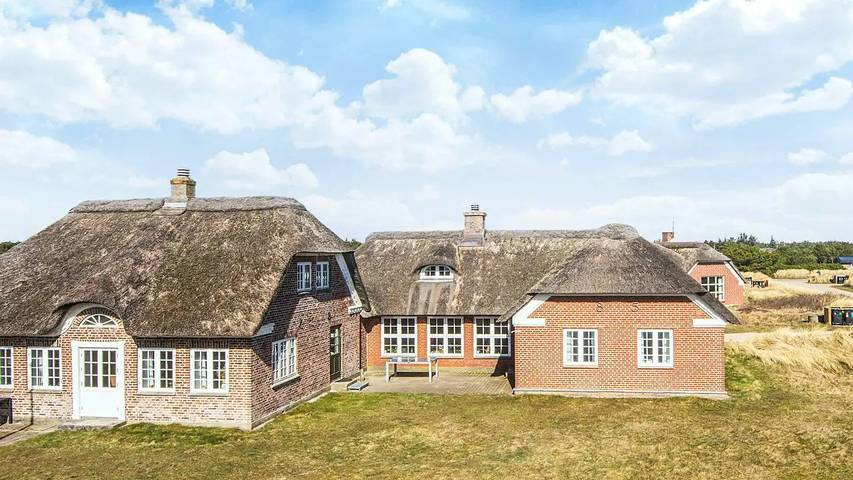 Ferienhaus mit meerblick für 11 Personen, mit Whirlpool und Terrasse sowie Sauna in Blavand