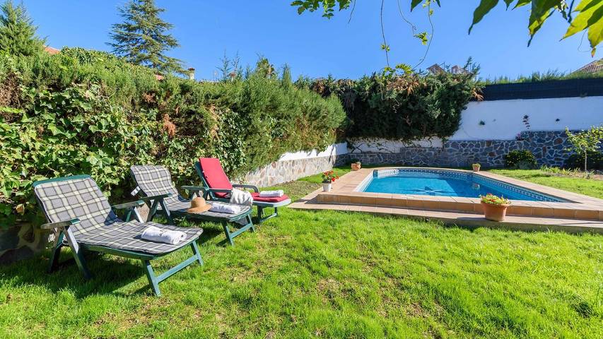 Chalet para 8 personas, con piscina y balcón/terraza en Vega de Granada - 2