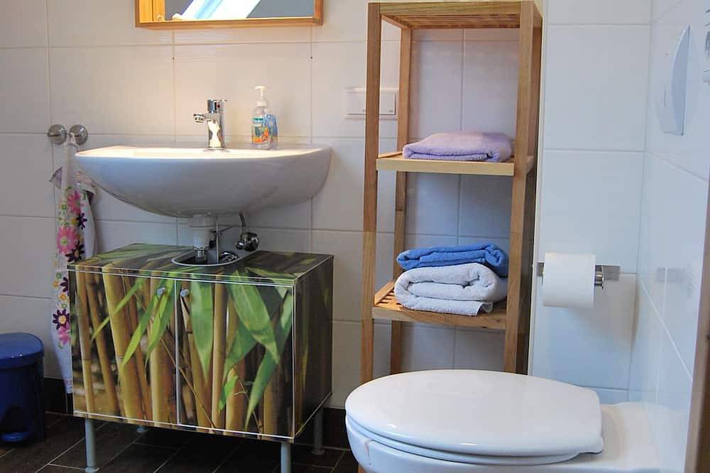 Ganze Wohnung, Modern möblierte Ferienwohnung für 2 Personen in Olbernhau, Erzgebirge