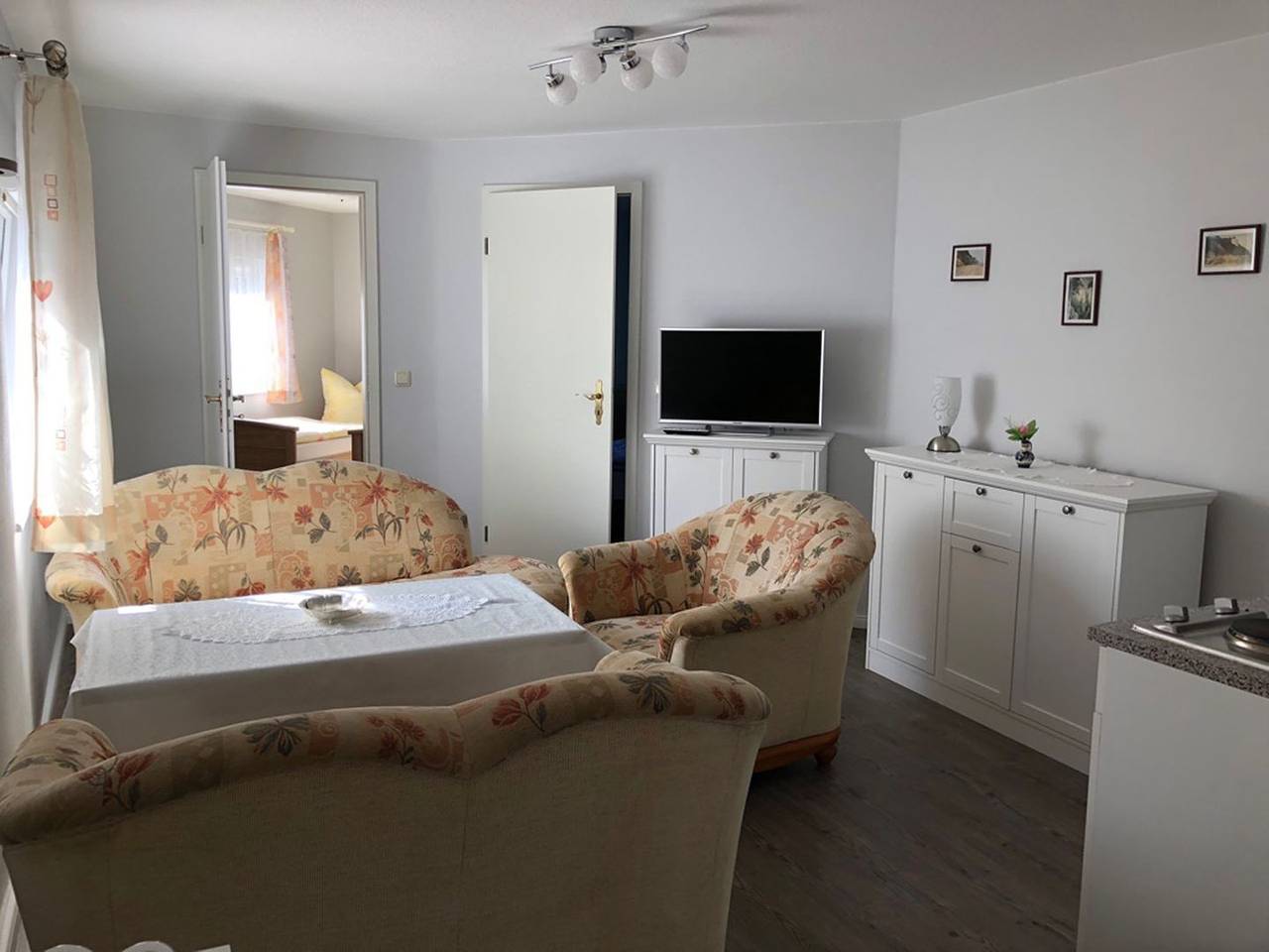 Ferienhaus Karger in Sagard auf Rügen mit Terrasse und Garten in Sagard, Nationalpark Jasmund