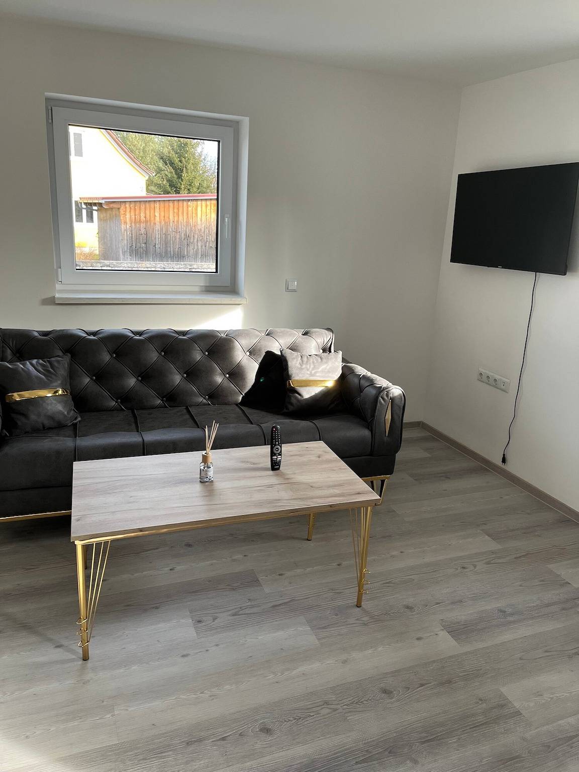 Ganze Wohnung, Ferienwohnung 4 mit Gemeinschaftsgarten und Wlan in Ichenhausen, Bayerisch Schwaben