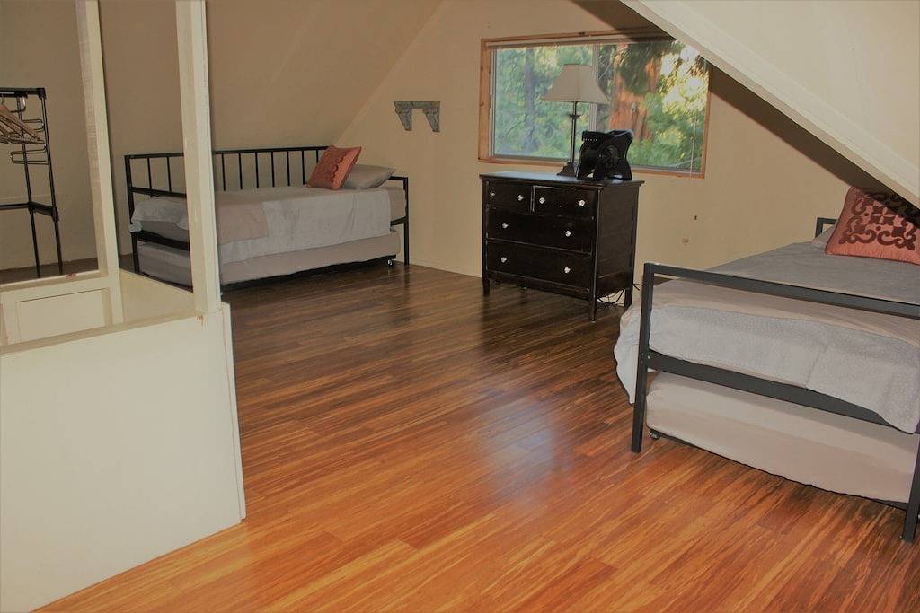 Sequoia Forest Cabin—Lake & River—Ski, Raft, Hike, Bike and More in Sequoia National Park