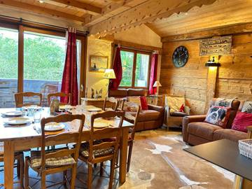 Chalet pour 6 personnes, avec balcon à Les Gets