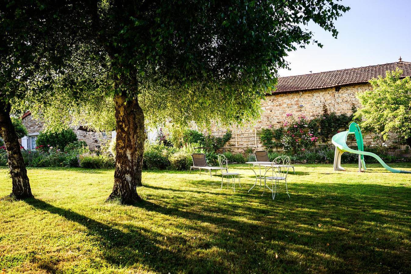 Gîte für 5 Personen mit Garten in Saint-Romain-sous-Gourdon, Region Chalon-sur-Saône