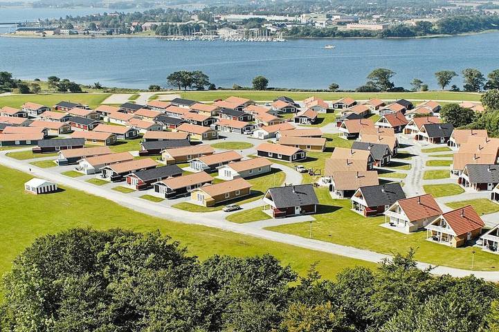 Ferienhaus für 6 Personen, mit Balkon und Pool in der Flensburger Förde (Dänemark)