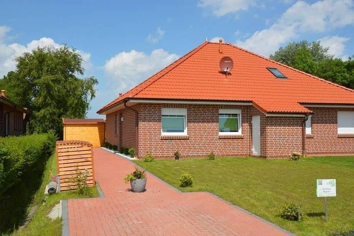 Ferienhaus für 4 Personen, mit Terrasse und Garten in Norden
