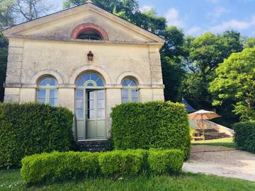 Gîte pour 4 personnes, avec terrasse et piscine à Saint-Paterne-Racan