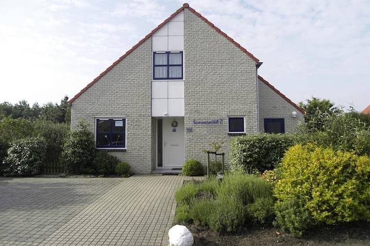 Ferienhaus für 6 Personen, mit Garten und Sauna in Julianadorp