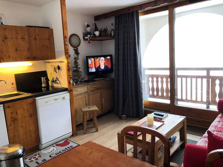 Ganze Wohnung, T2 Coquet mit schöner Aussicht in der Nähe des Super Venosc Sessellift in Vénosc, Les Deux Alpes