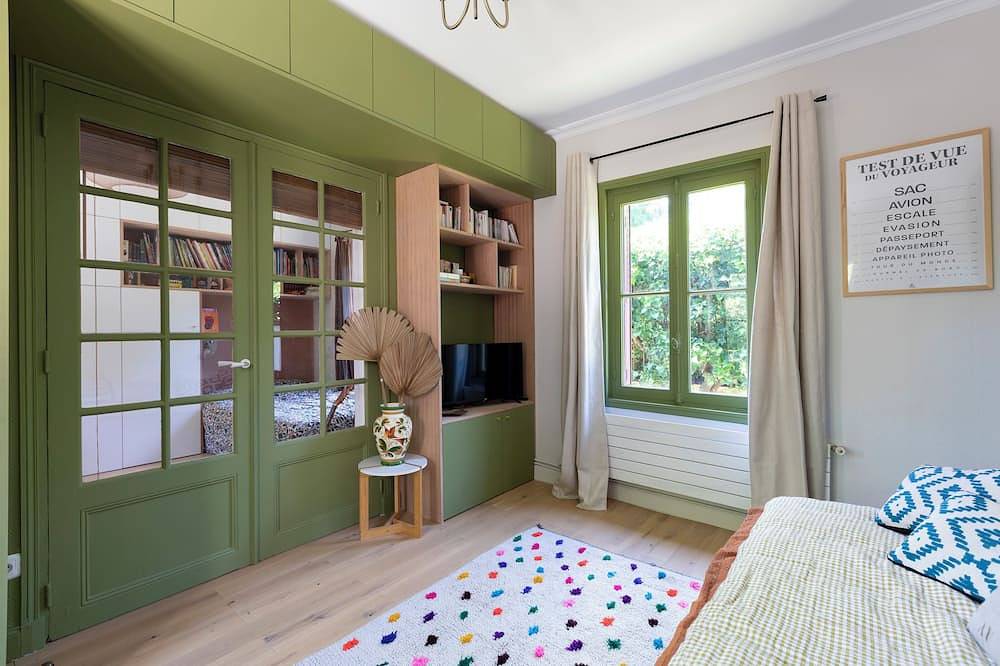 Maison Sur Lac 20min From Paris in Le Vésinet, Yvelines