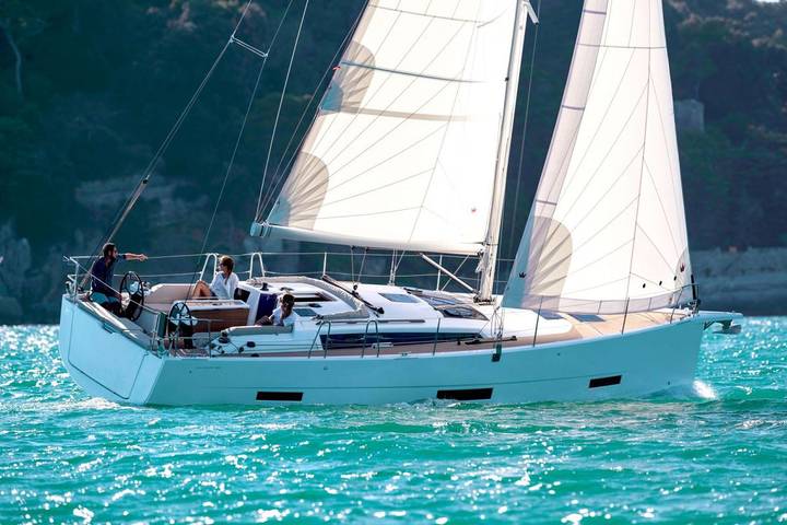 Bateau pour 4 personnes dans Port Pin Rolland