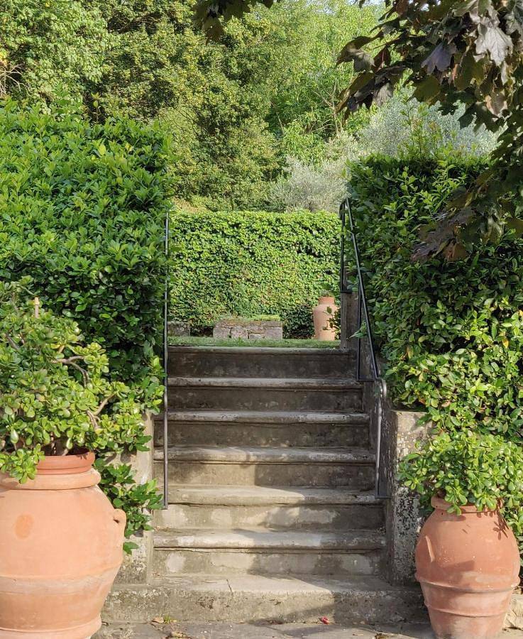 Large Double Room in Vaiano, Provincia di Prato