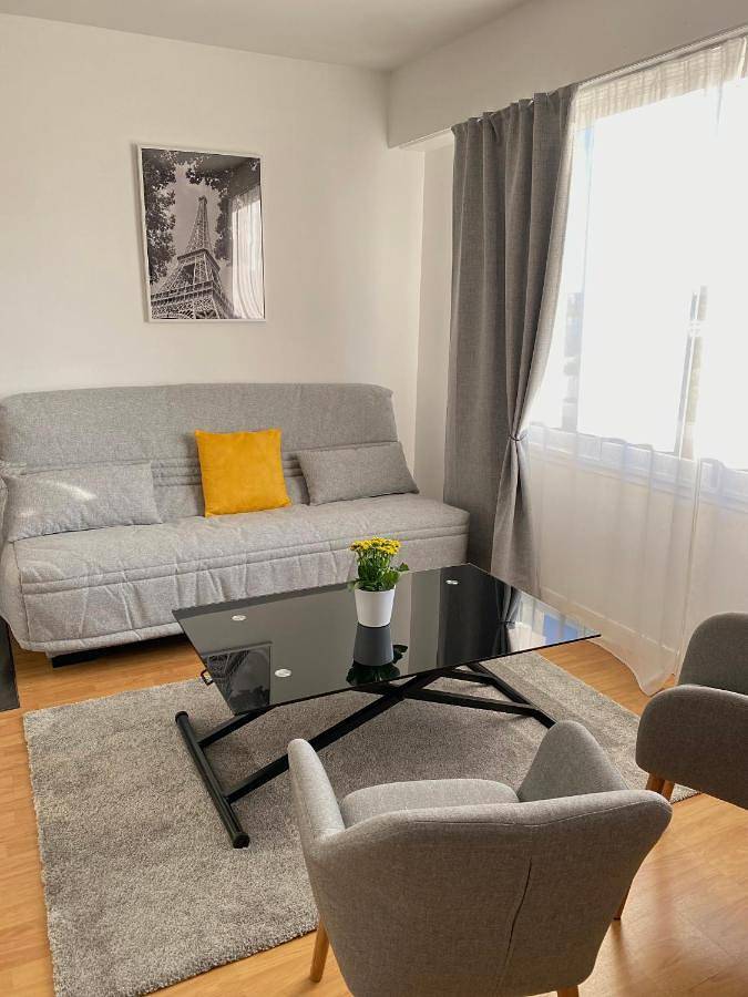 Appartement entier, Panoramic View Studio - 15 min from Paris in Joinville-le-Pont, Val-de-Marne