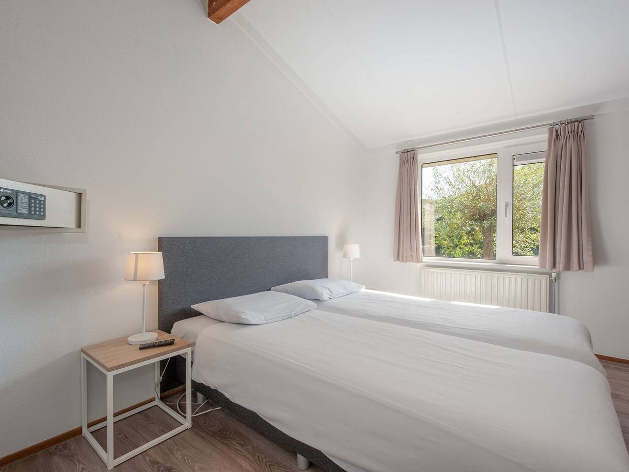 Bungalow am Nordseestrand mit Garten in Domburg, Walcheren