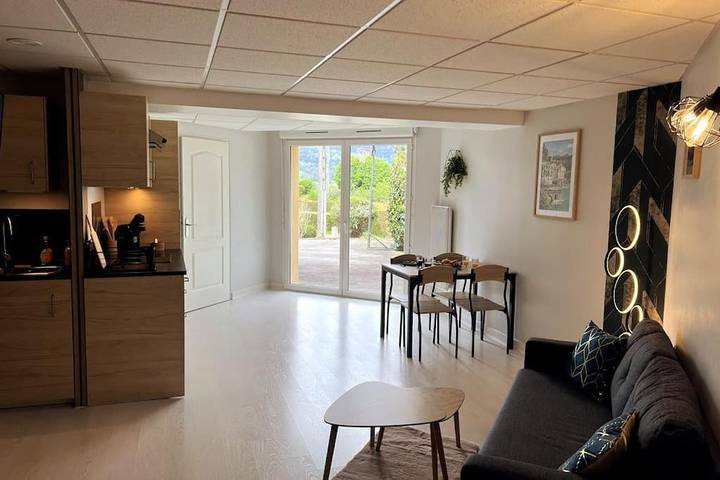 Gîte pour 4 personnes, avec vue à Vecoux - 3