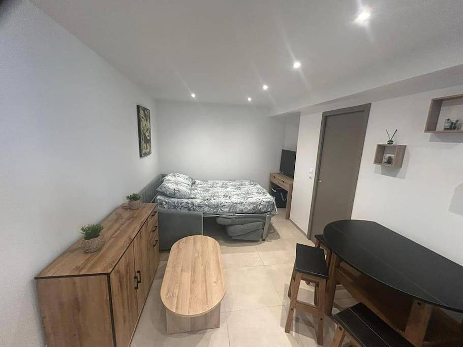 Appartement entier, Studio chez Mumu in Saint-Donat-sur-l'Herbasse, Région de Valence